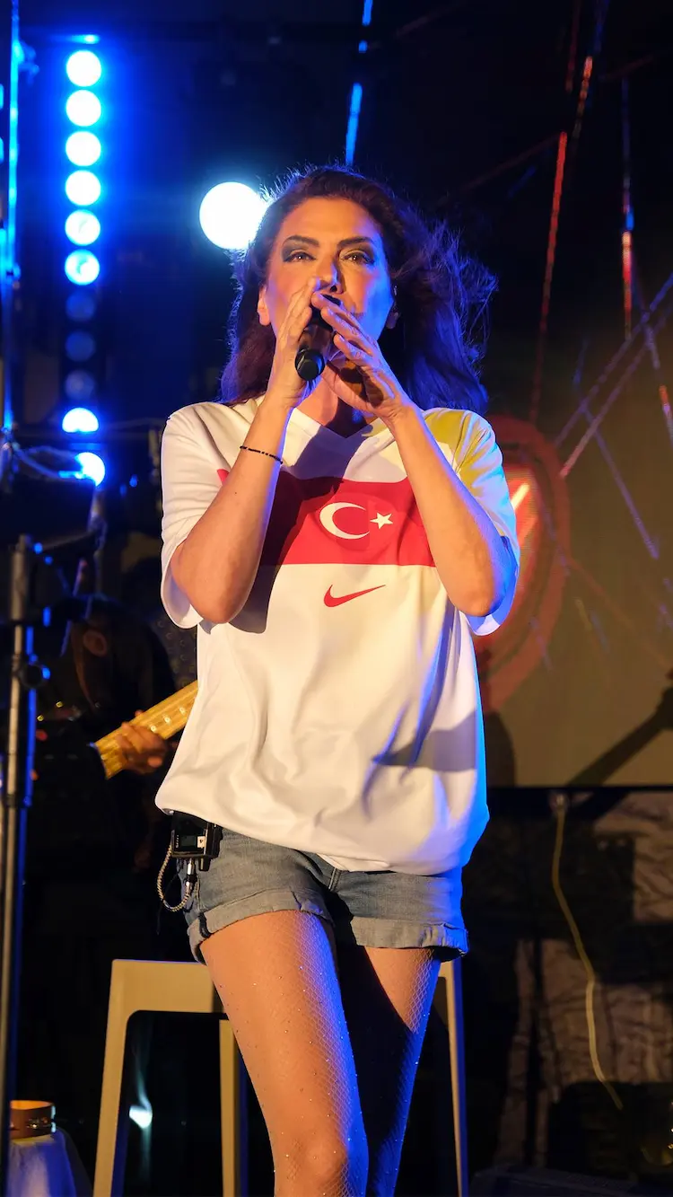 SİBEL TÜZÜN