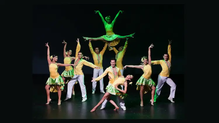 EVENING ACTIVITIES & NIGHT SHOWS