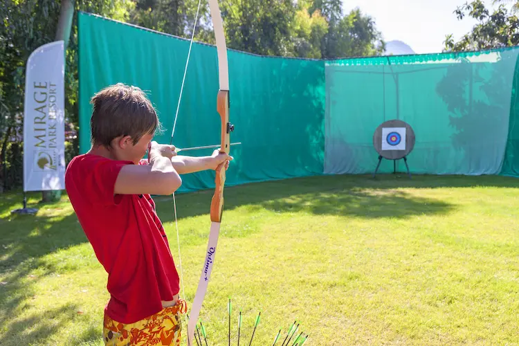 DAYTIME ACTIVITIES & SPORTS