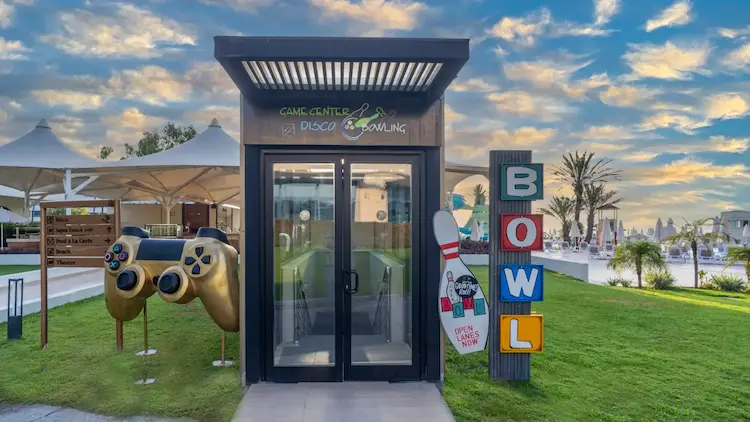 GAME ROOM